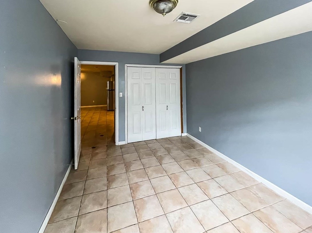 21 Cliff St, Jersey City NJ 07306-3411 exterior