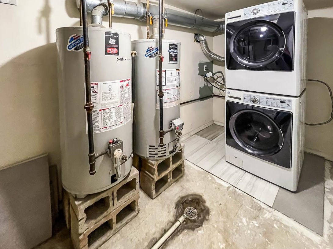 21 Cliff St, Jersey City NJ 07306-3411 exterior