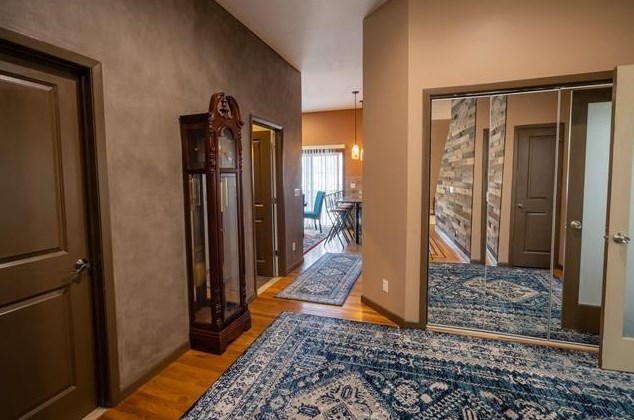 770 6th St #2, Secaucus, NJ 07094