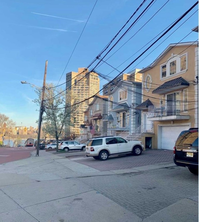 61 71st St #1, West New York, NJ 07093