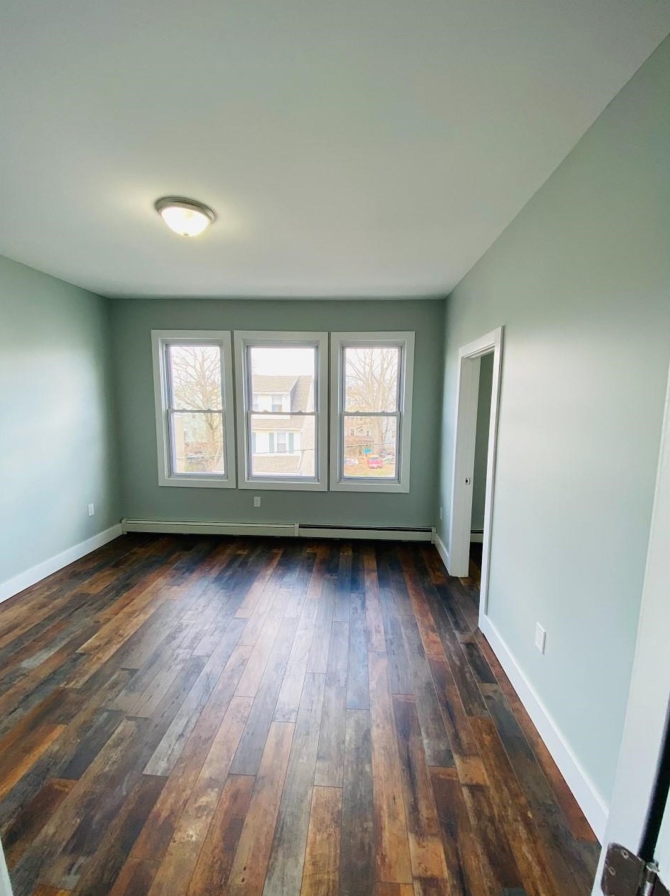 534 S 20th St #1, Newark, NJ 07103