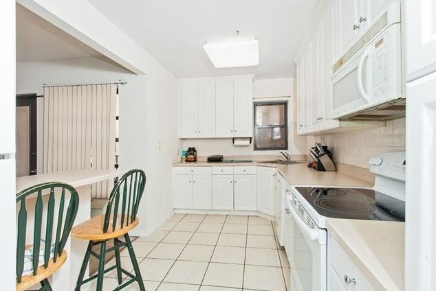 8915 Bergenwood Ave #26, North Bergen, NJ 07047