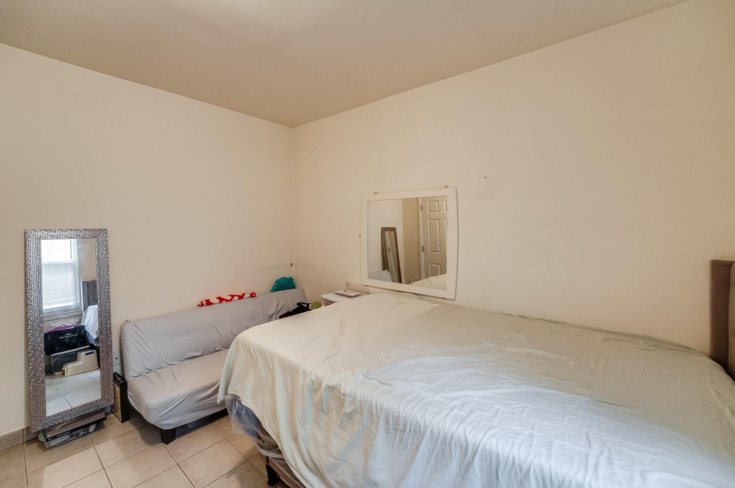 6008 Broadway, West New York NJ  07093-2808 exterior