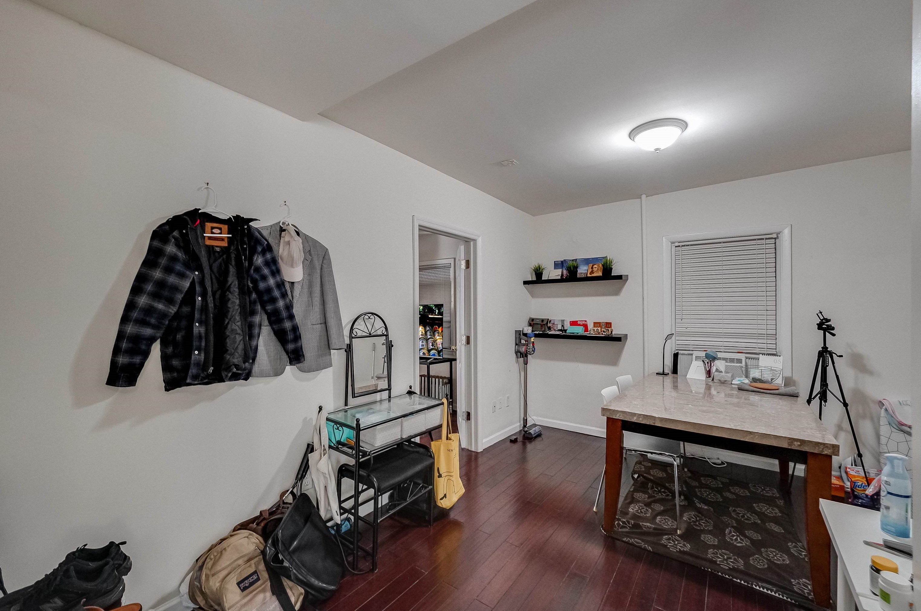 6008 Broadway, West New York NJ  07093-2808 exterior