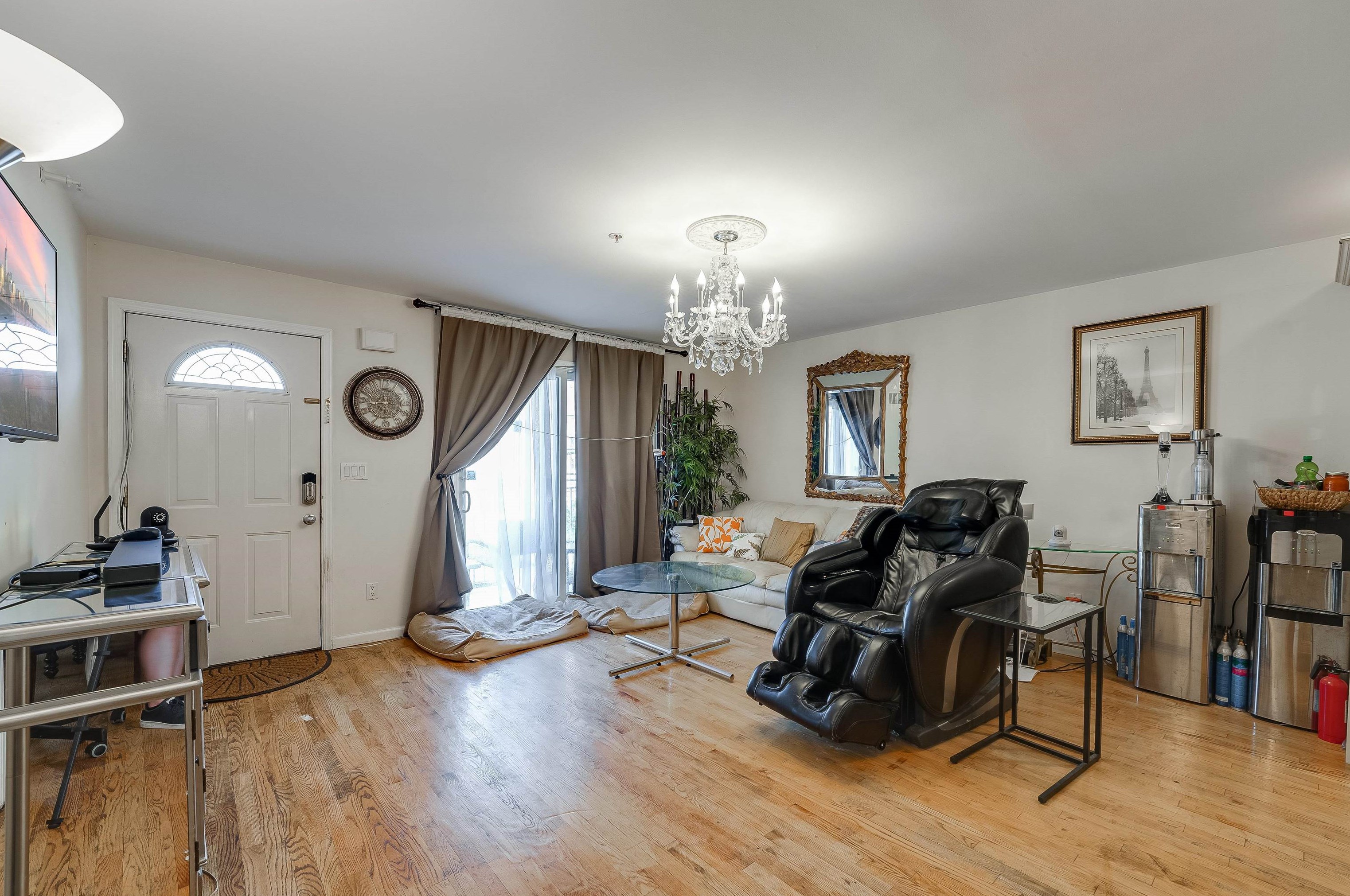 407 69th St, West New York, NJ 07093-2413