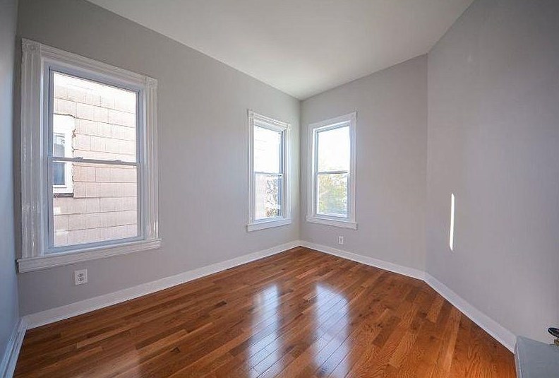199 Danforth Ave #2, Jersey City, NJ 07305