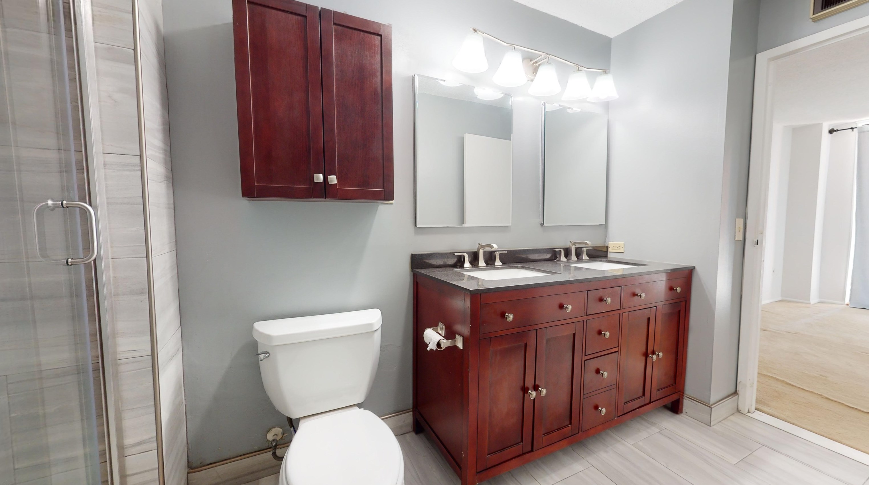 620 Harmon Cove Tower, Secaucus NJ  07094-1733 exterior