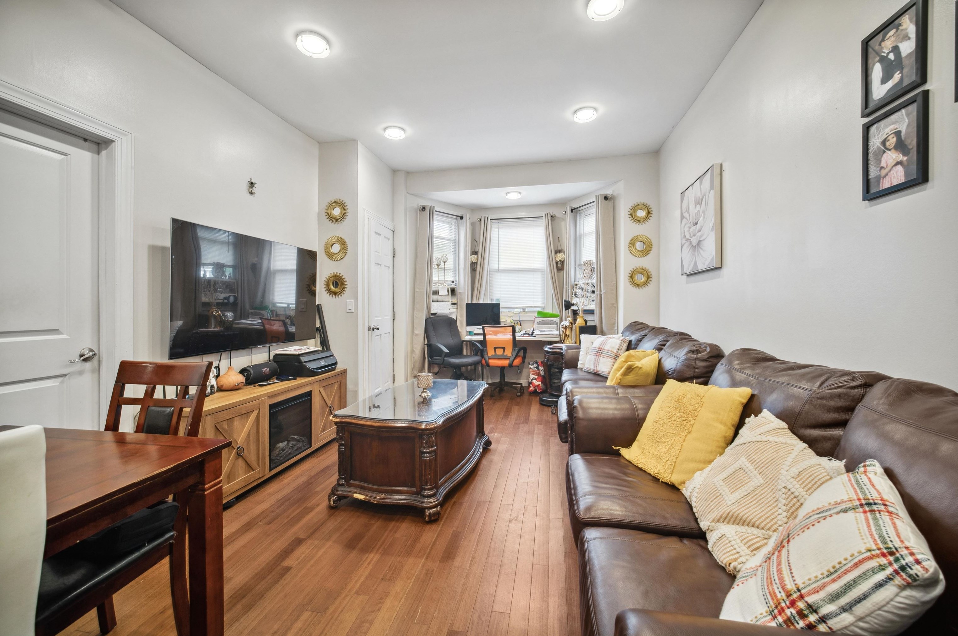 36 E 16th St, Bayonne, NJ 07002