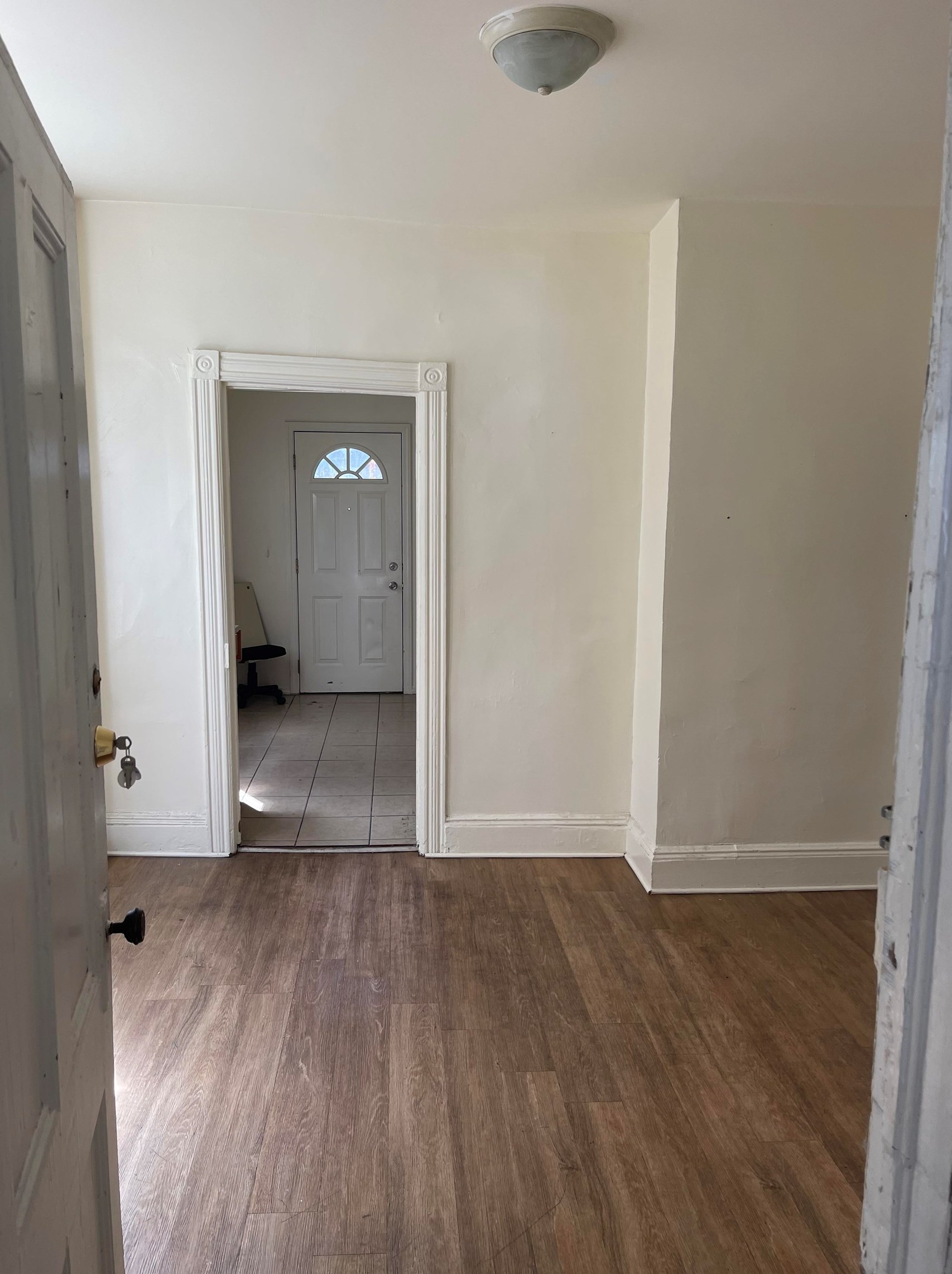 118 W 20th St, Bayonne, NJ 07002