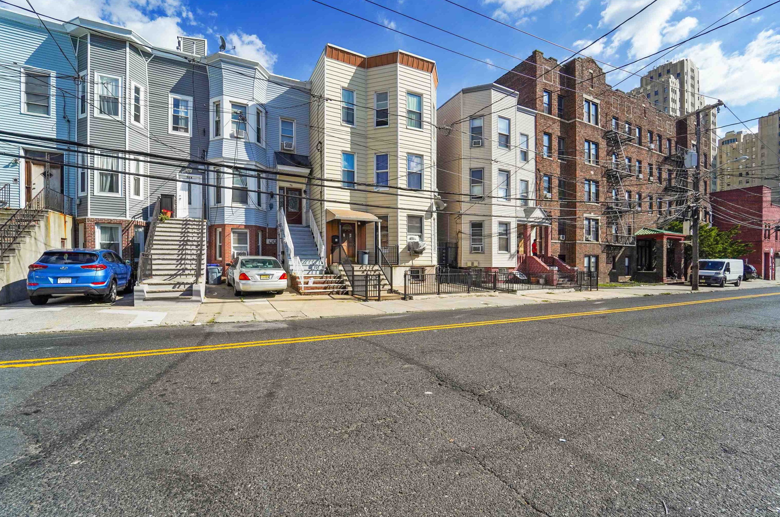 74 Baldwin Ave, Jersey City, NJ 07306-2002