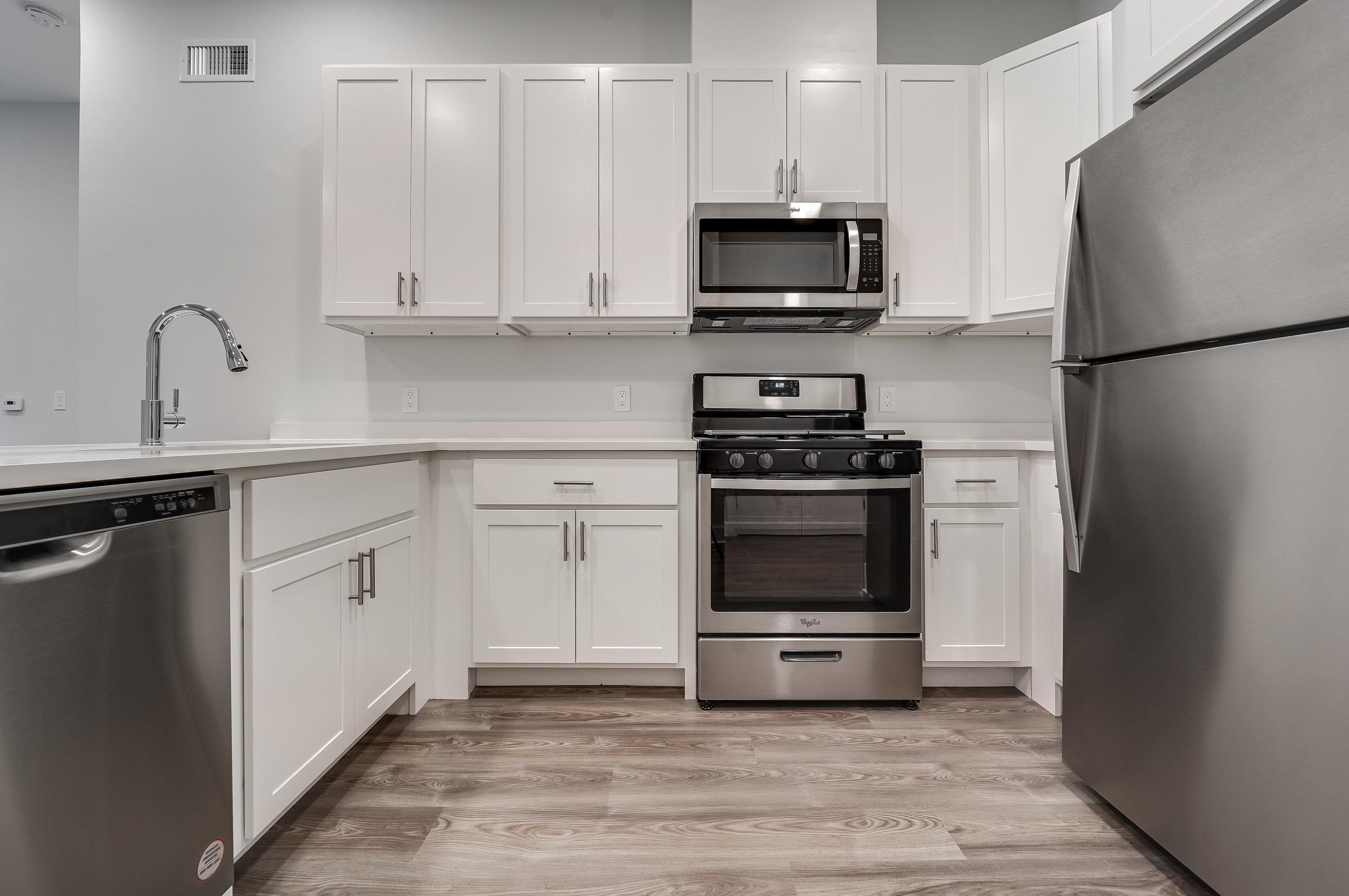 660 Grand St #412, Jersey City, NJ 07304