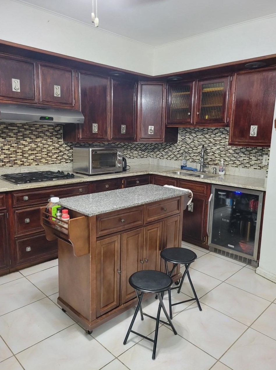 269 Garfield Ave, Jersey City, NJ 07305-3929