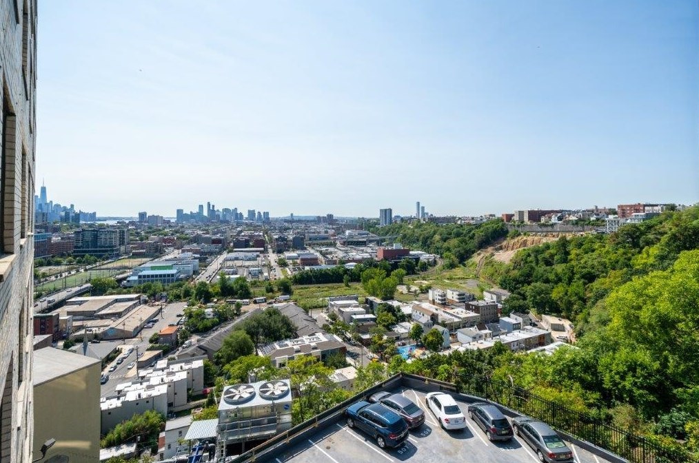 380 Mountain Rd #514, Union City, NJ 07087
