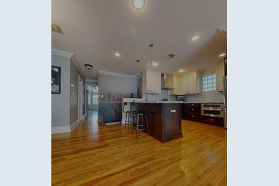 90 Monroe St - Photo 1