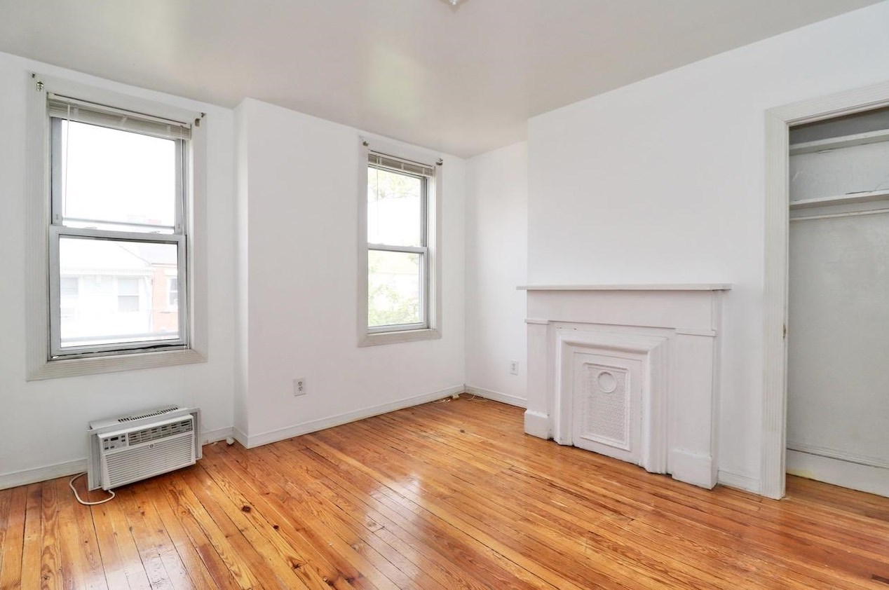 233 Brunswick St, Jersey City NJ  07302-1517 exterior