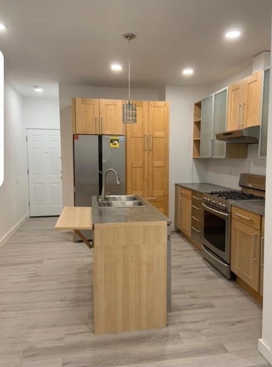 213 Mallory Ave #2, Jersey City, NJ 07304