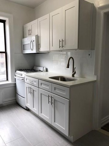 117 Corbin Ave, Jersey City, NJ 07306-7219