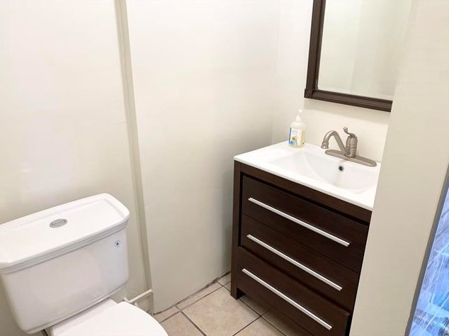 30 Gardner Ave, Jersey City NJ 07304-3013 exterior