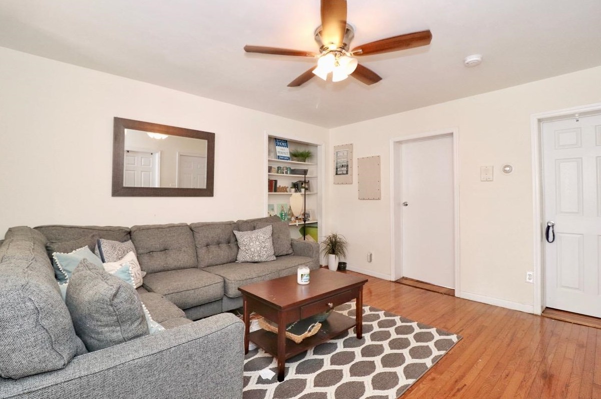 311 5th St #2, Jersey City, NJ 07302