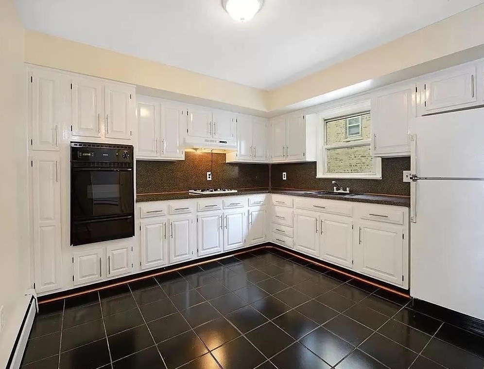 138 Zabriskie St #2, Jersey City, NJ 07307