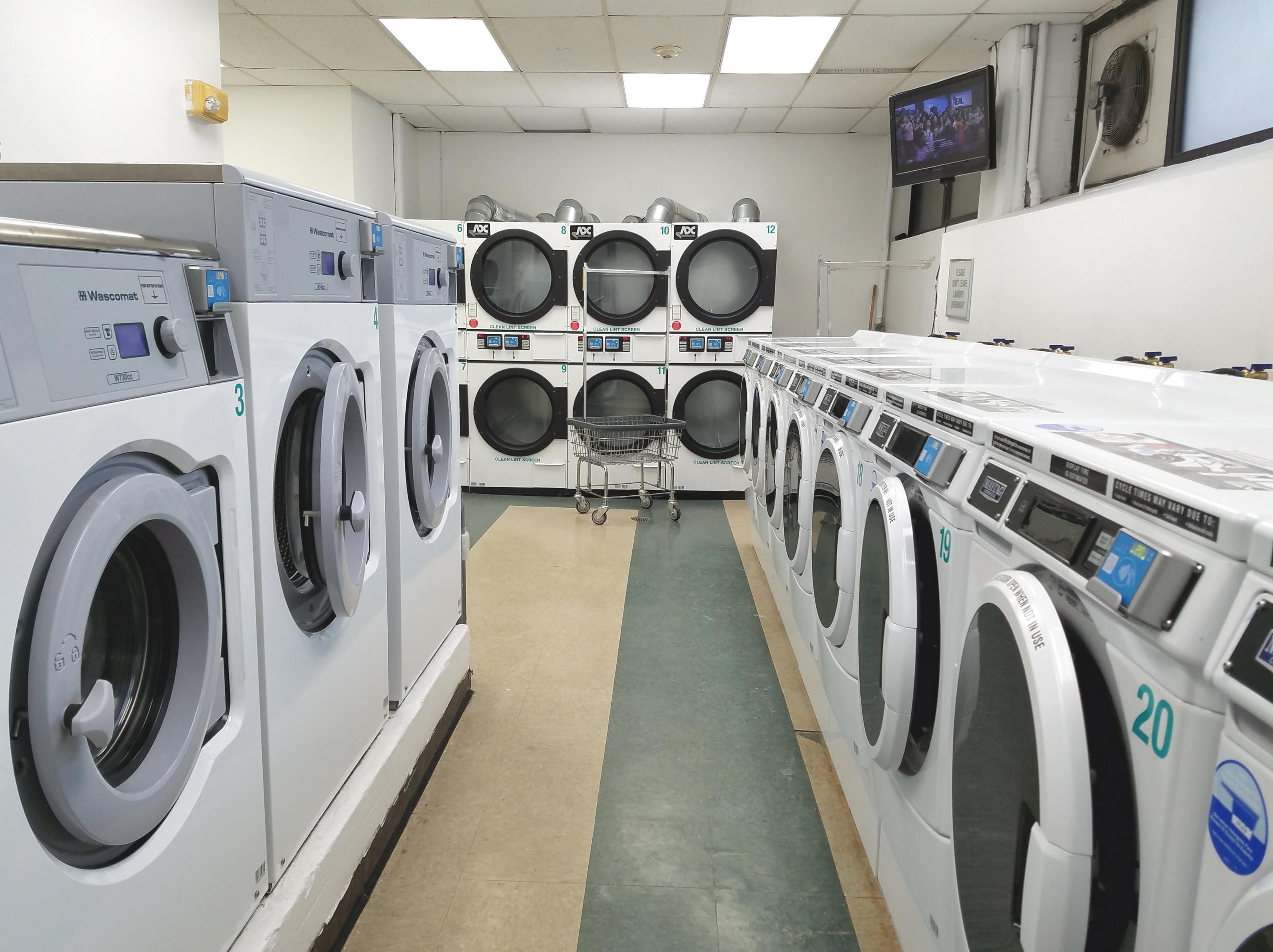 135 Montgomery St, Jersey City NJ 07302-3336 exterior