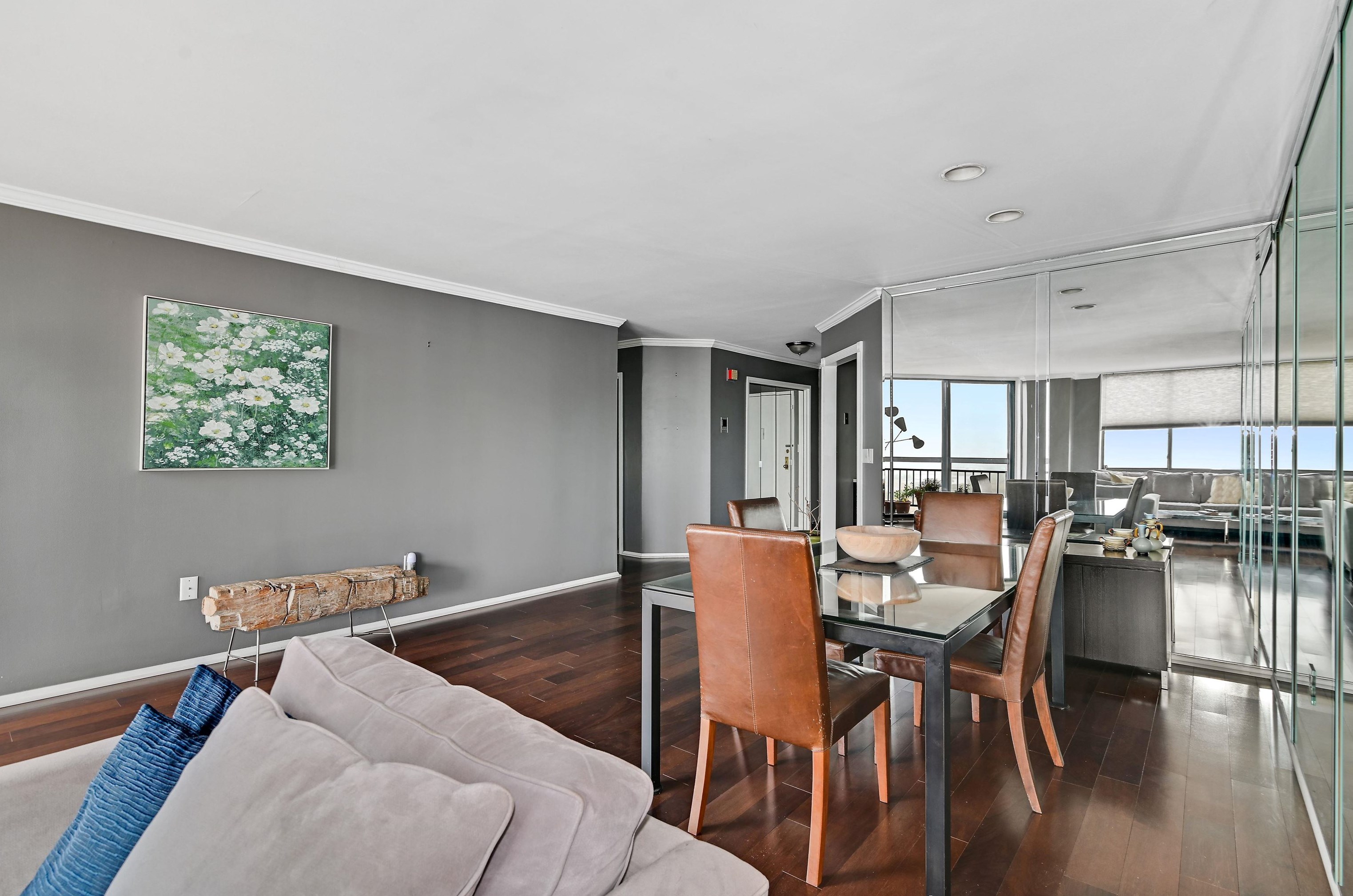 2538 Harmon Cove Tower, Secaucus NJ  07094-1761 exterior