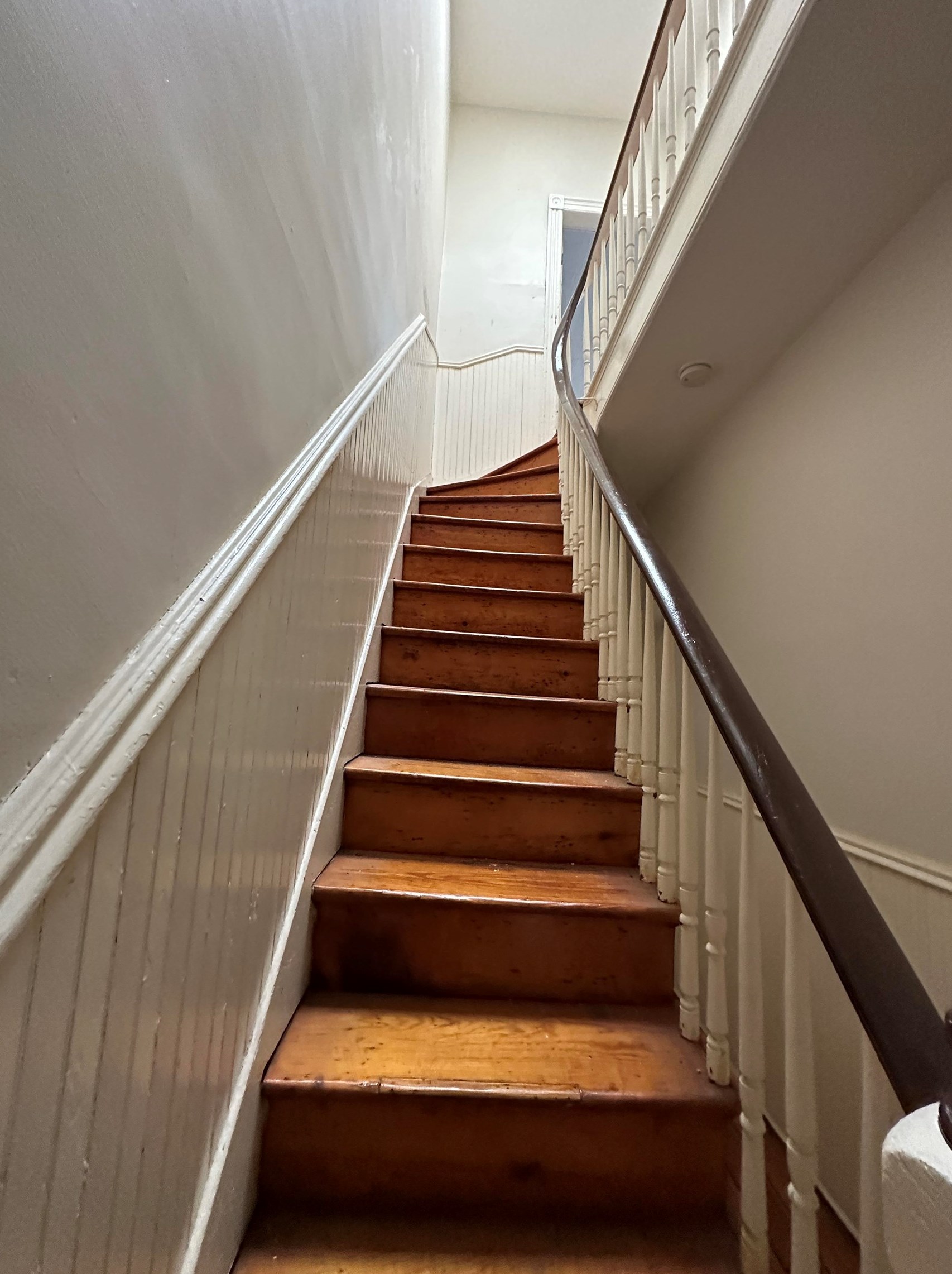 342 Bramhall Ave, Jersey City, NJ 07304-3310