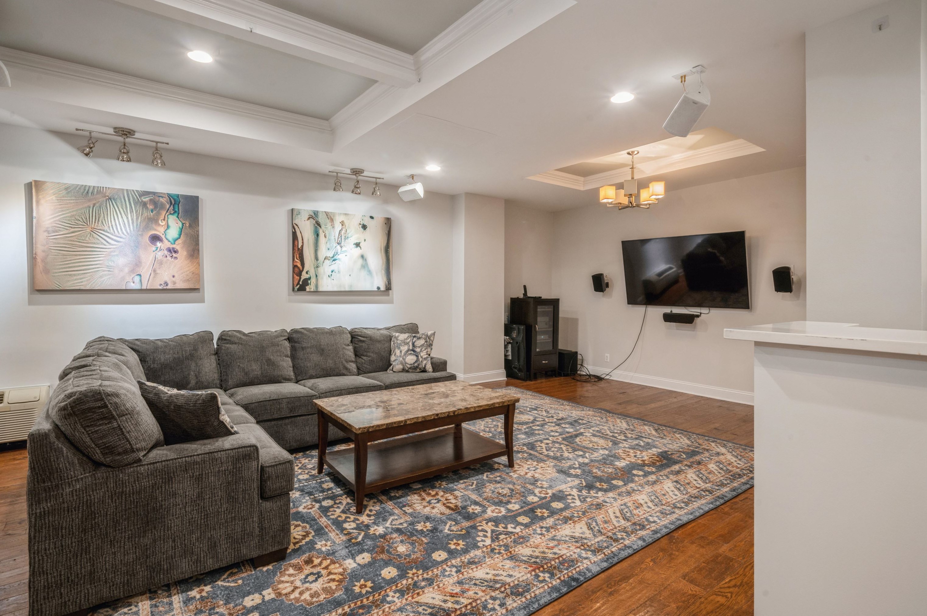 100 Manhattan Ave #1208, Union City, NJ 07087