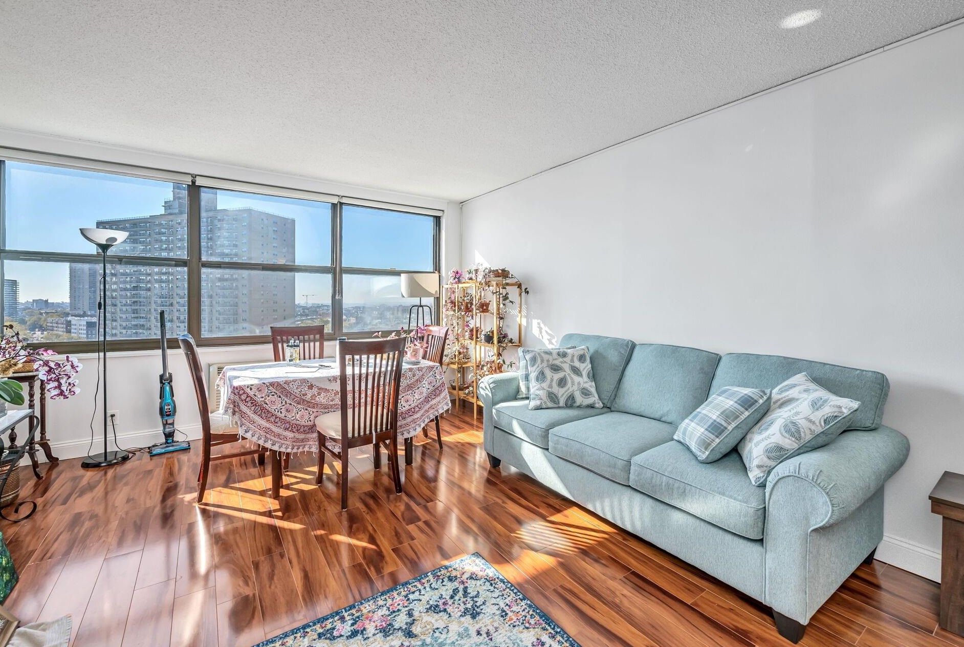 7002 Boulevard E #30g, West New York, NJ 07093
