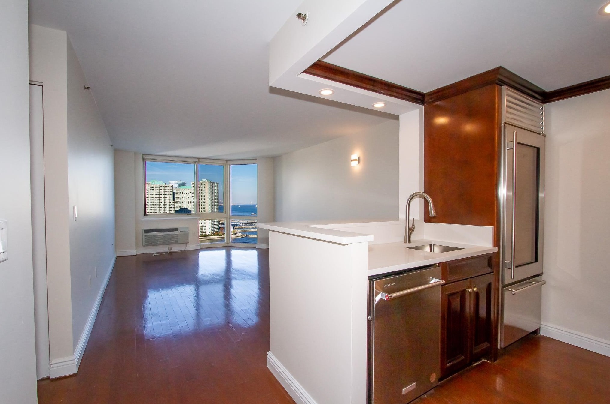 20 2nd St #2307, Jersey City, NJ 07302