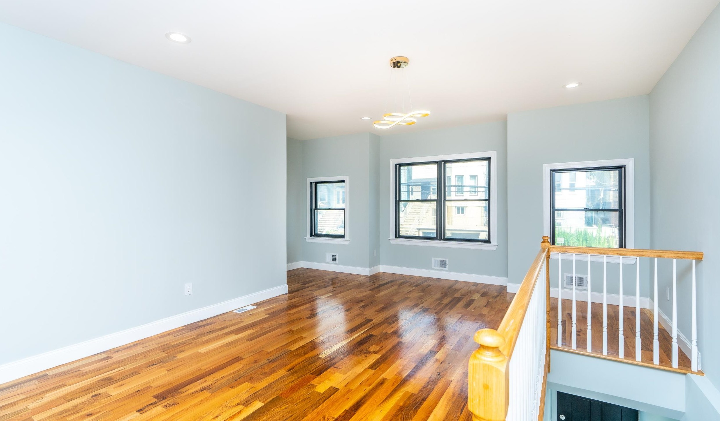 341 Liberty Ave #1, Jersey City, NJ 07307