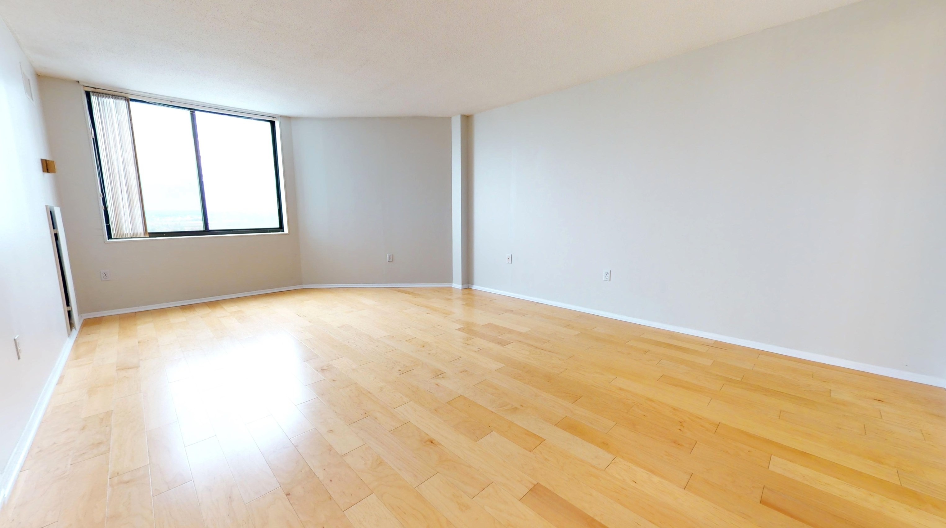 1408 Harmon Cove Tower, Secaucus NJ  07094-1701 exterior