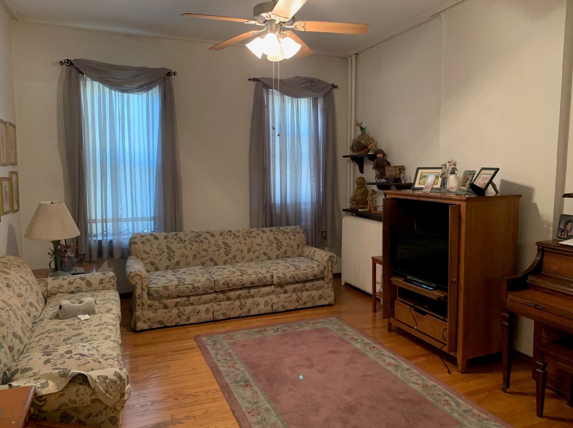 2309 New York Ave, Union City, NJ 07087