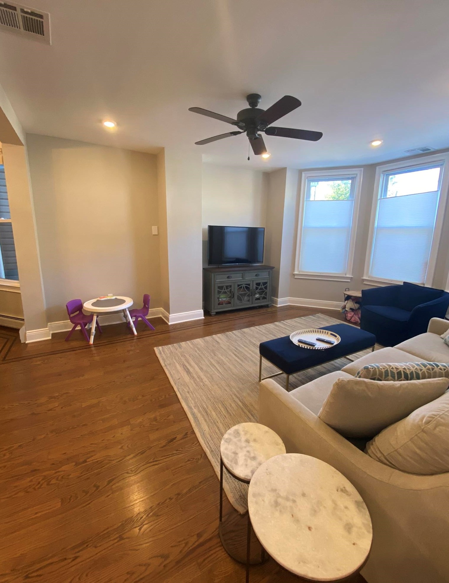 317 21st St, Union City, NJ 07087
