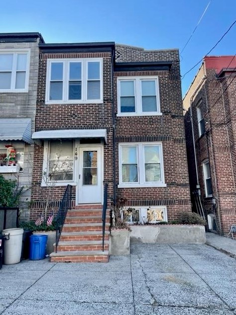 149 Beach St #1, Jersey City, NJ 07307