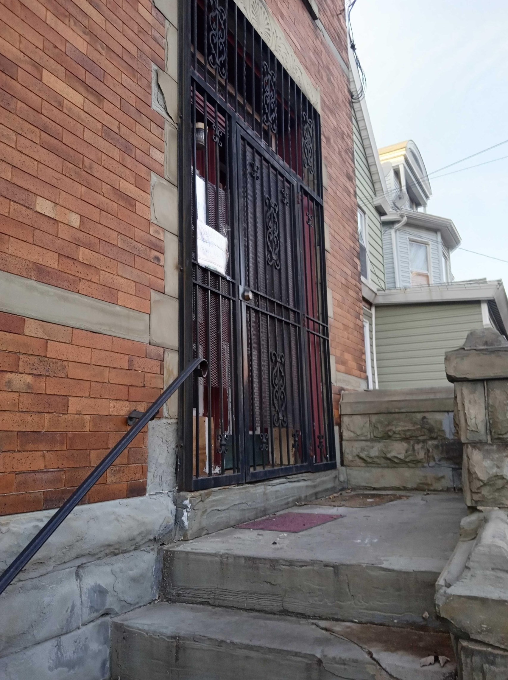 45-47 S 9th St, Newark, NJ 07107