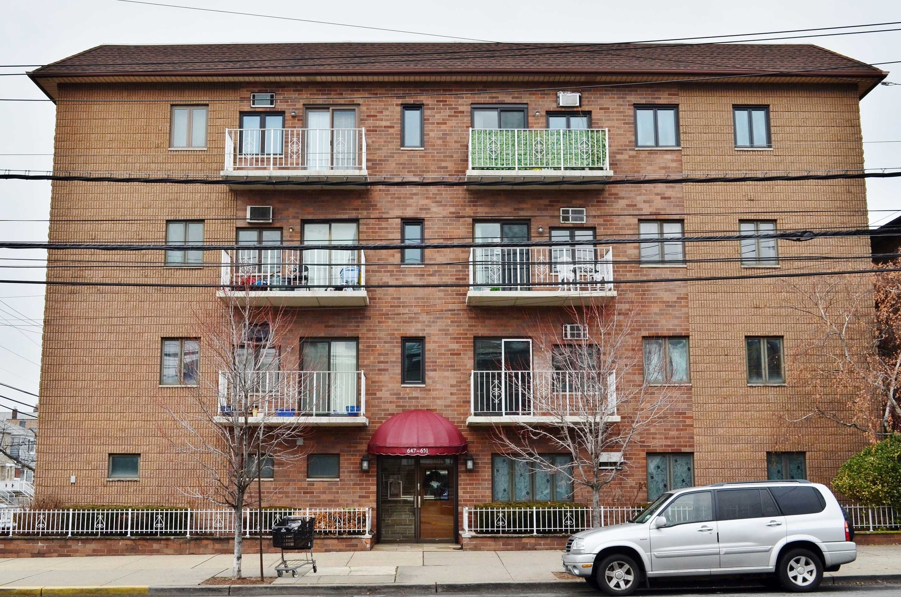 647-653 Kennedy Blvd #304, Bayonne, NJ 07002