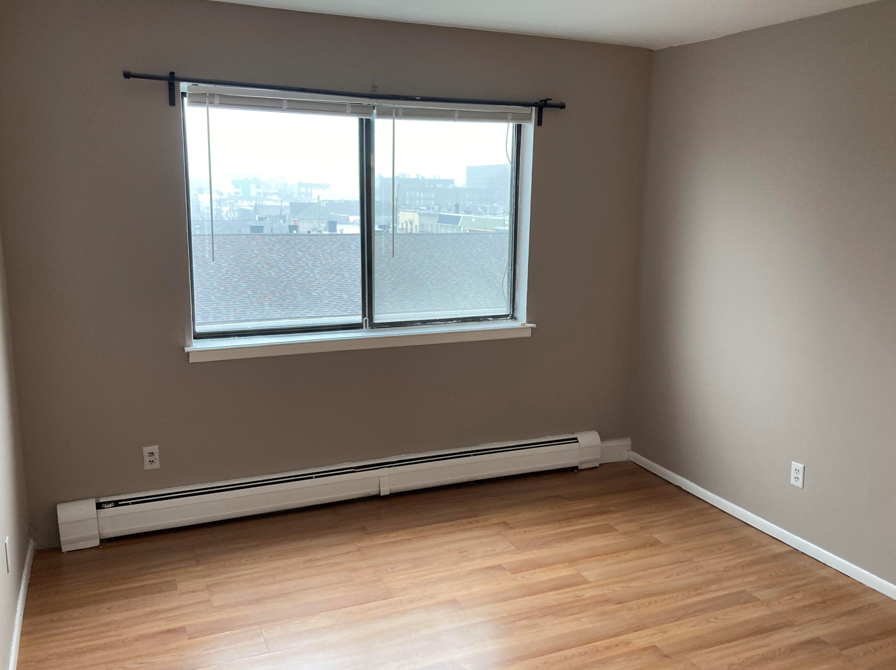 230 68th St #10, West New York, NJ 07093