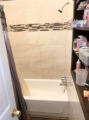 30 Gardner Ave, Jersey City NJ 07304-3013 exterior