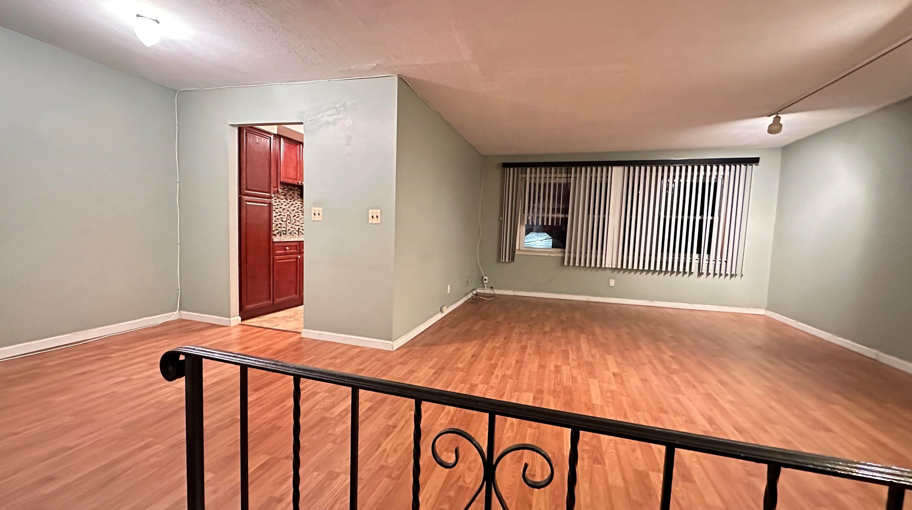 10 Briarwood Rd #2, Jersey City, NJ 07305
