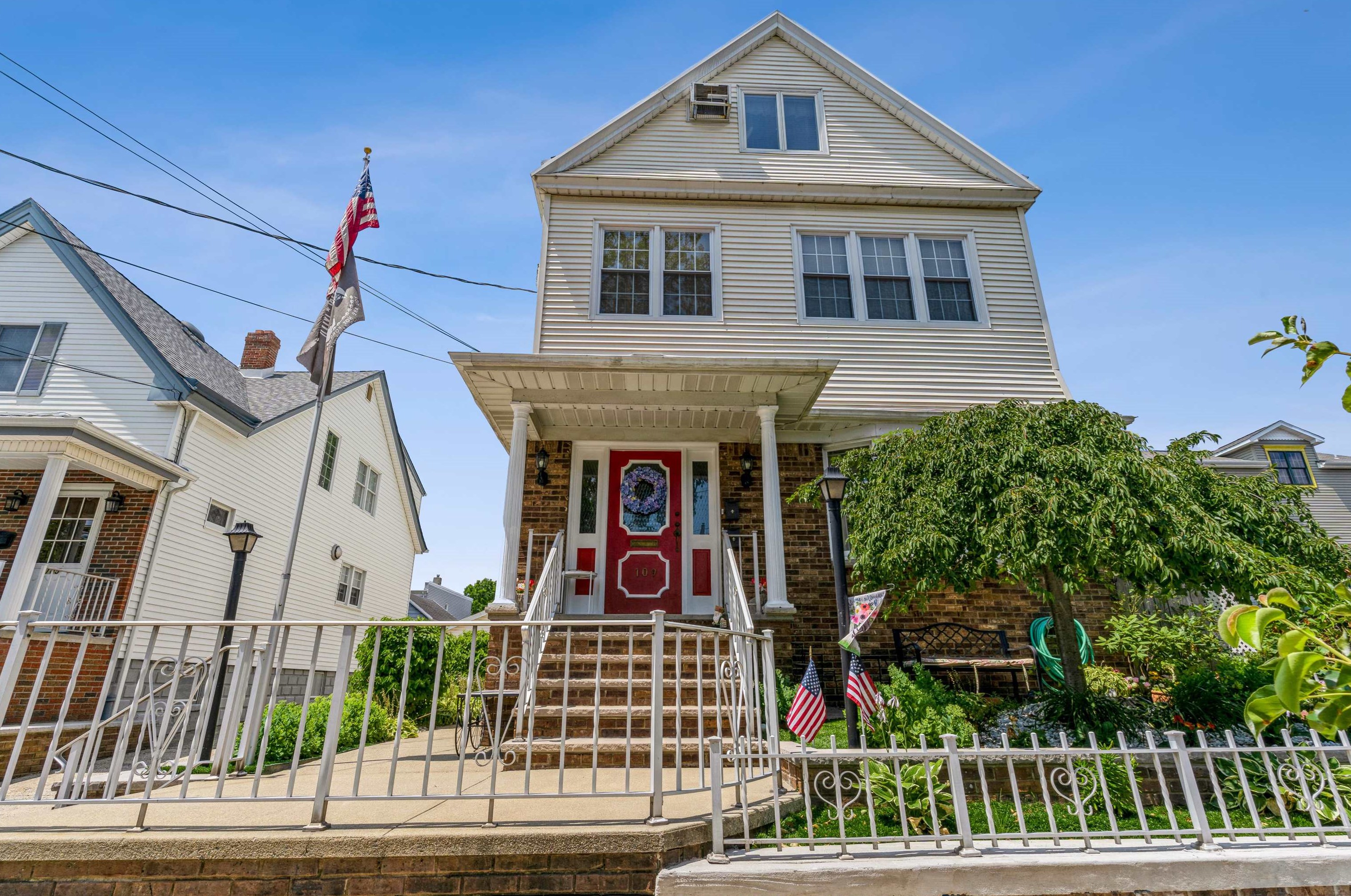 107-109 Garretson Ave, Bayonne, NJ 07002