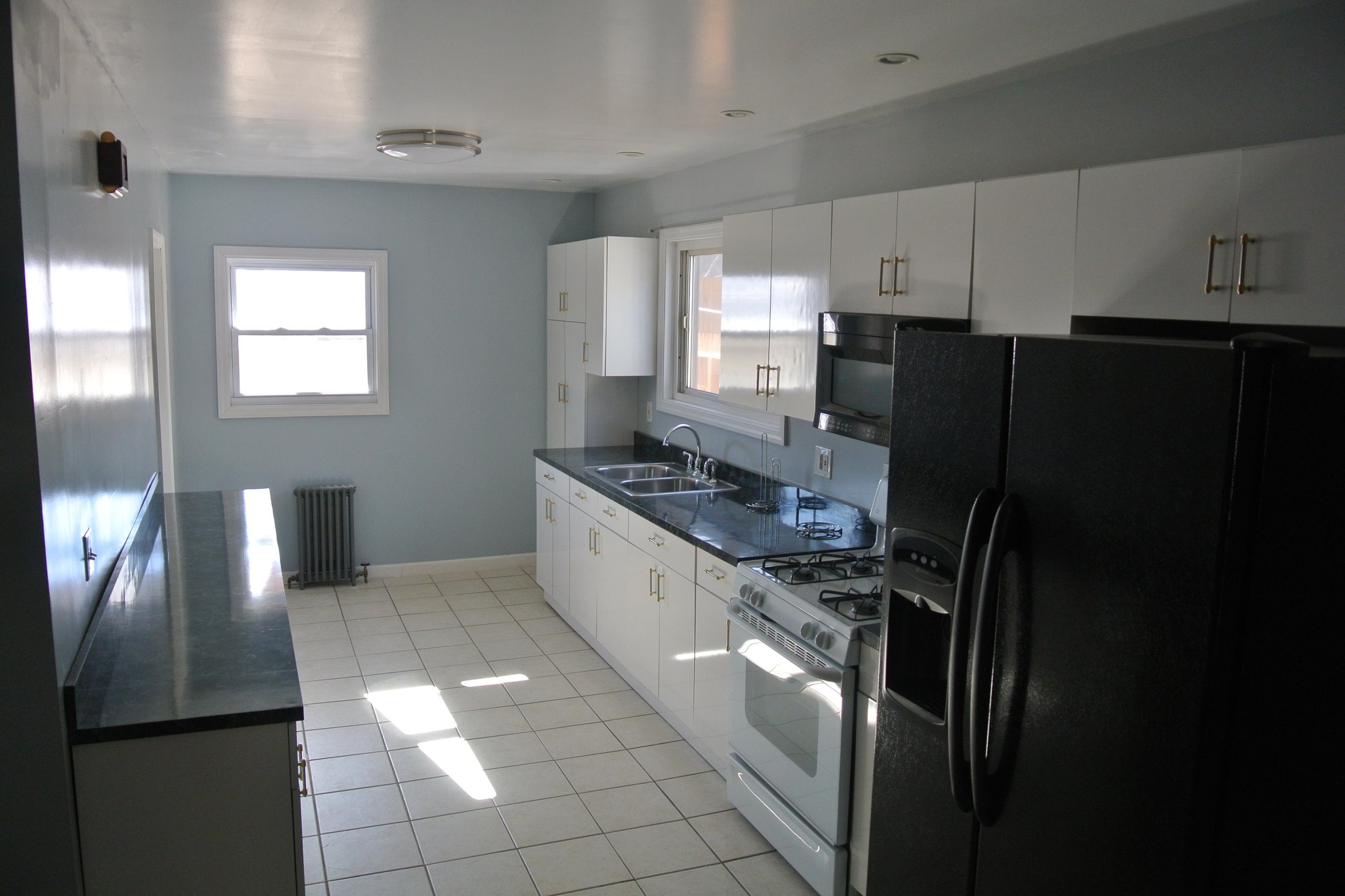 113 Poplar St, Jersey City, NJ 07307