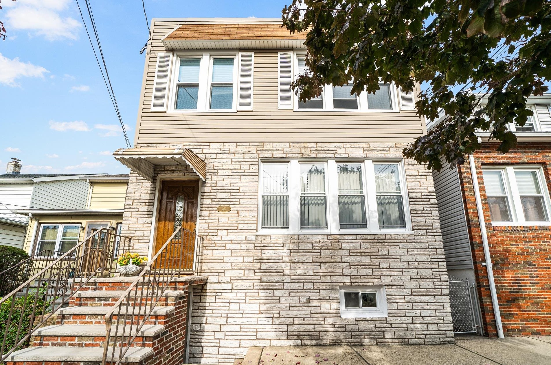 761 2nd St # 2, Secaucus, NJ