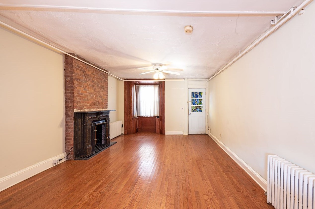 343 5 8th St #1, Jersey City, NJ 07302