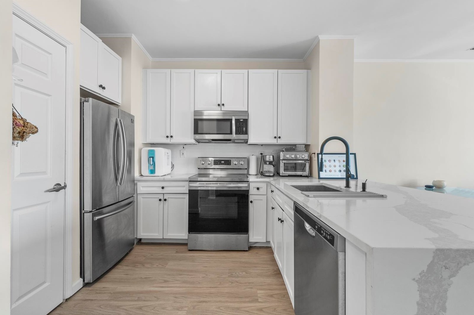 26 Ave At Port Imperial Apt 110, West New York, NJ 07093