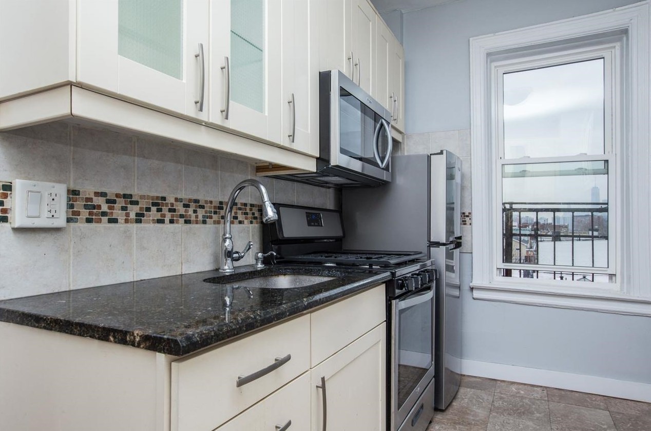 100 Prospect St Apt 404, Jersey City, NJ 07307