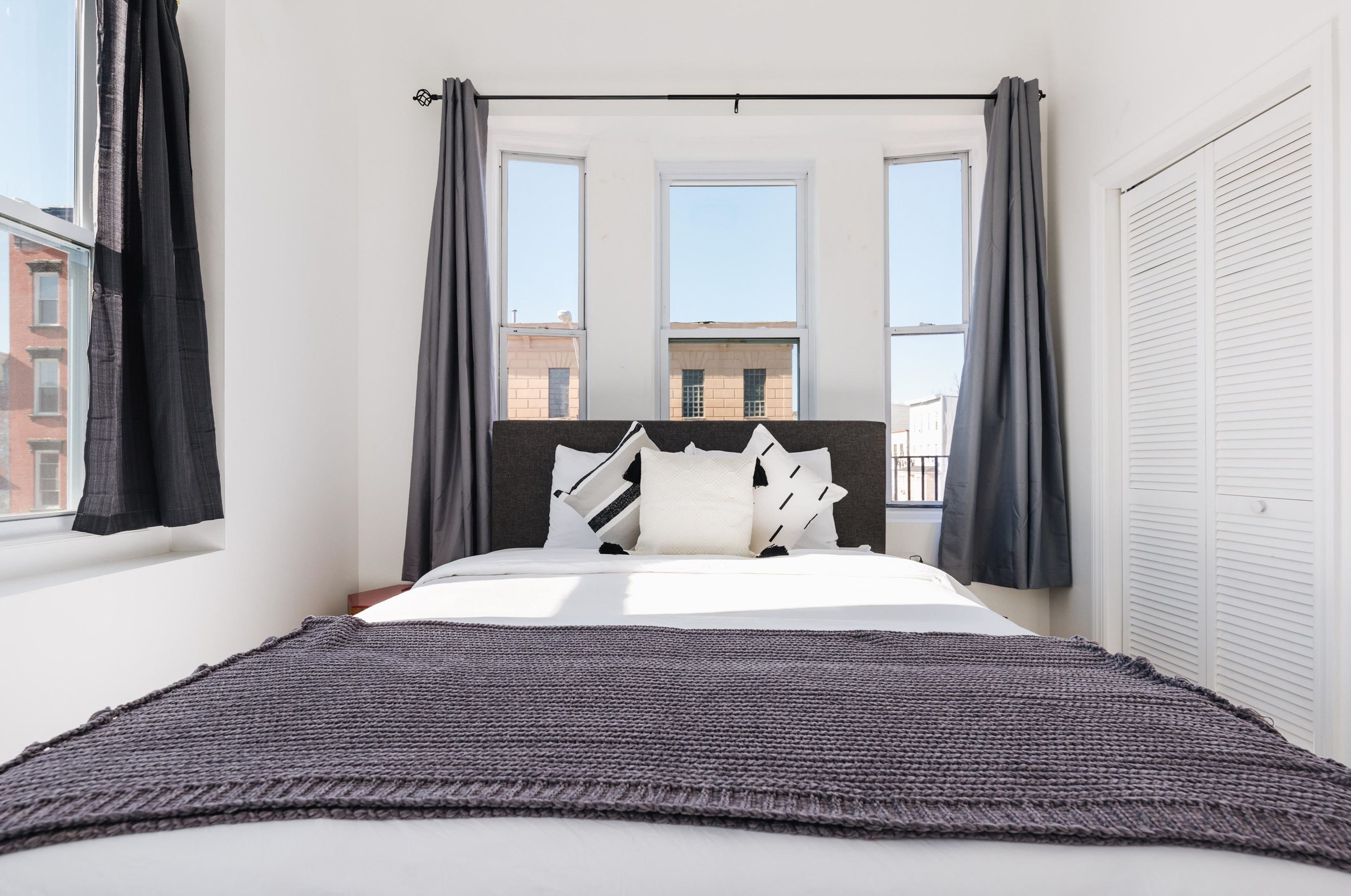 320 Central Ave #2a, Jersey City, NJ 07307