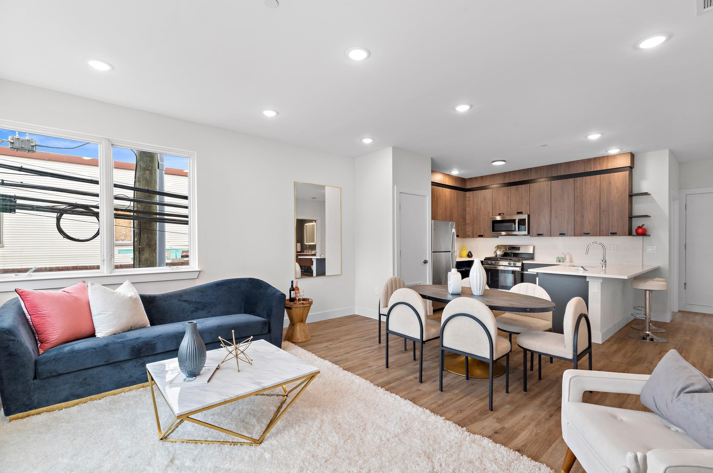 529 61st St #402, West New York, NJ 07093