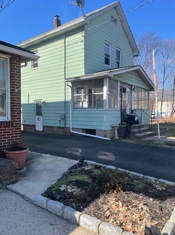 509 Centre St #1, Nutley, NJ 07110