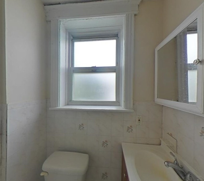 93 Garrison Ave #3a, Jersey City, NJ 07306